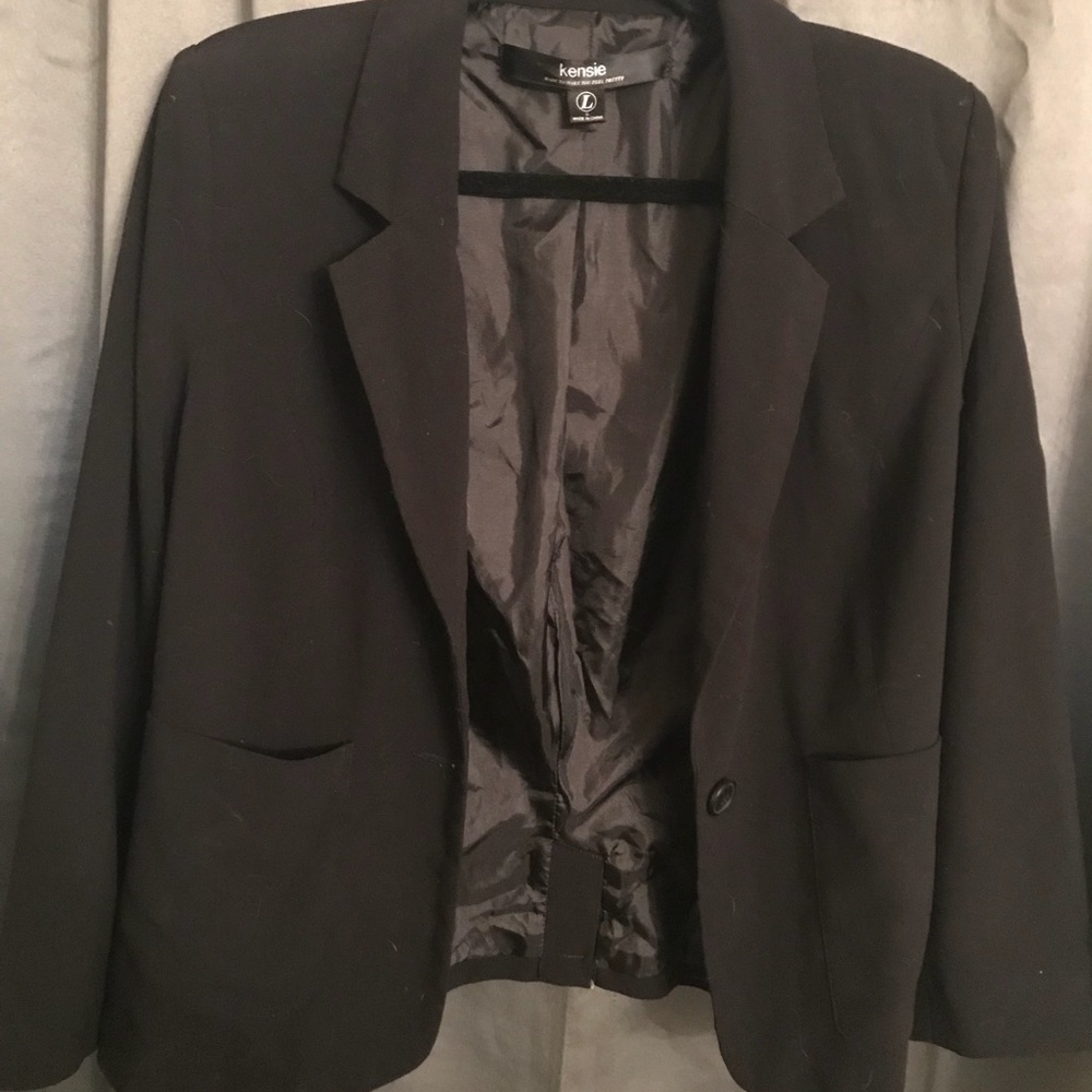 Kensie: Black Relaxed Blazer